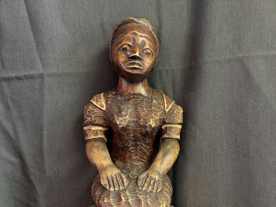 Main image 7