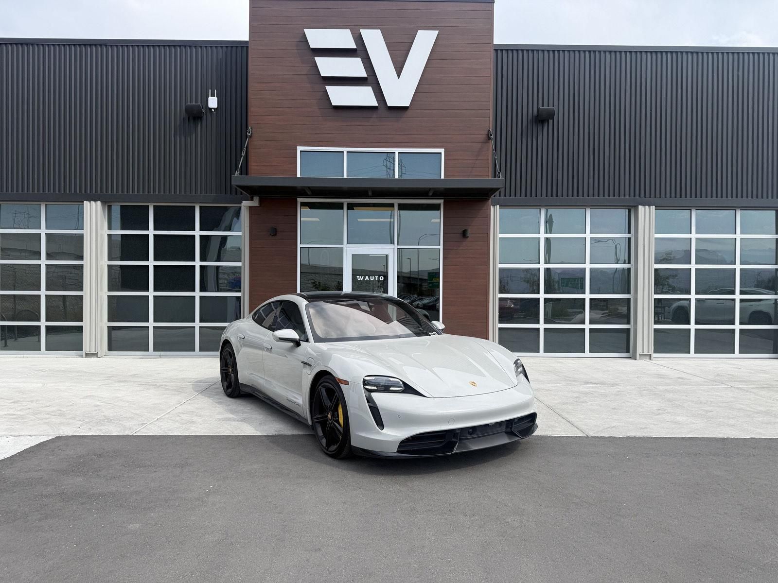 2021 Porsche Taycan Turbo