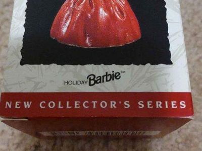 Brand New Hallmark Holiday Barbie Keepsake Ornament 1993 - New Collector's Series