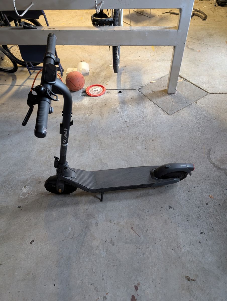 Segway DLX 2 Pro Electric Scooter, 15.5 mph Max Speed, 21.7 Mile Range