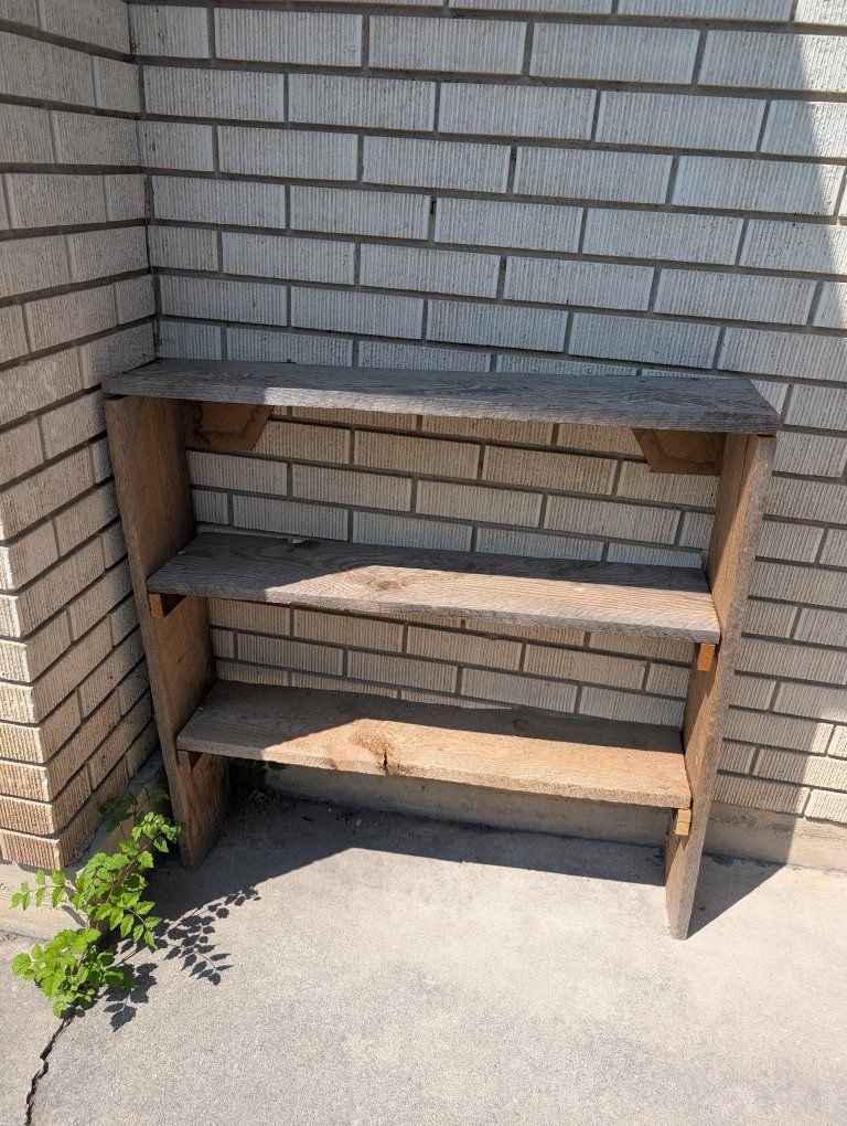 Rustic Wooden 3-Tier Display Bookshelf Unit