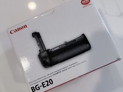 NEW Canon Battery Grip BG-E20 (EOS R / RP)