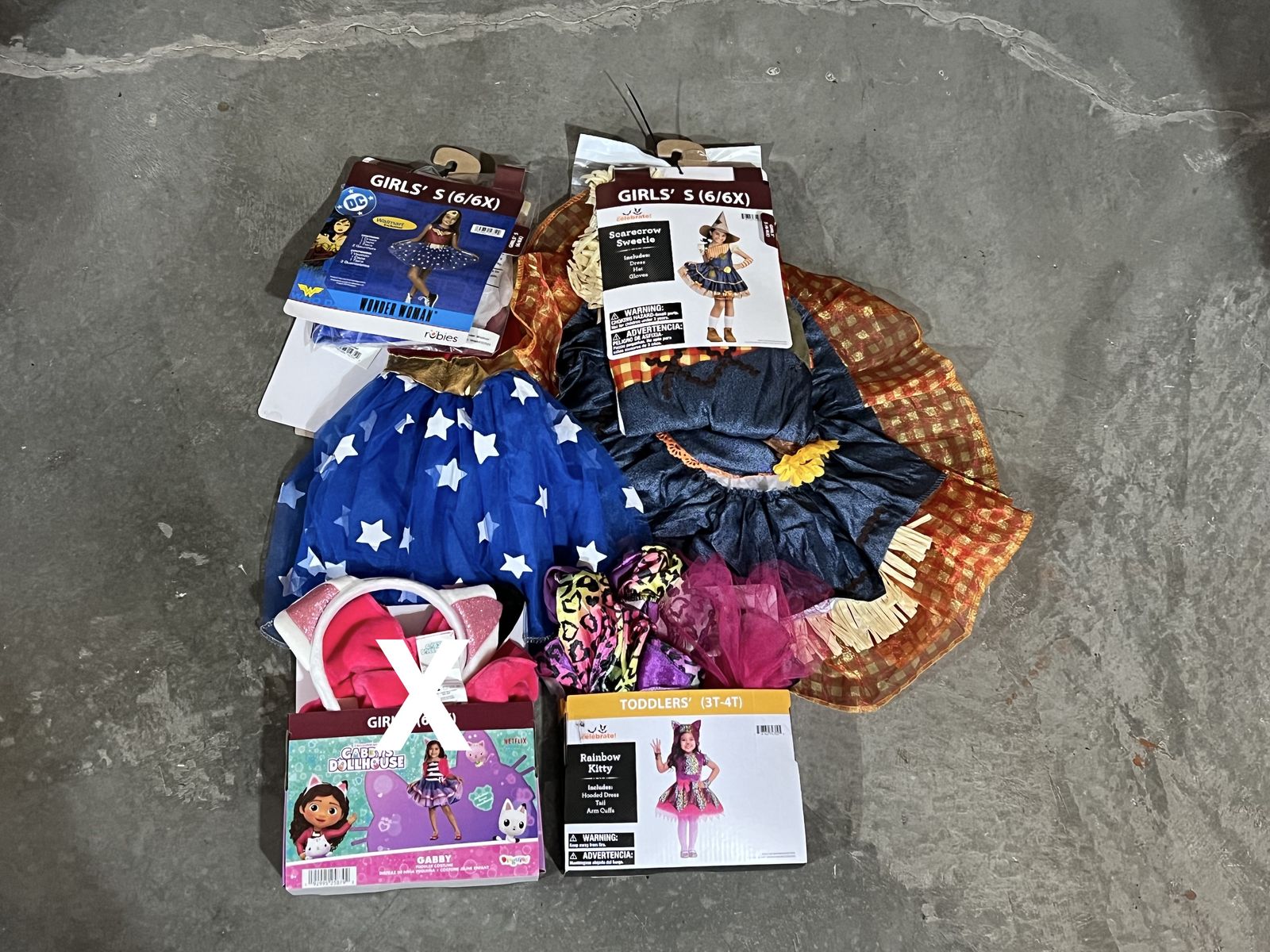 NEW: Scarecrow, Wonder Woman, Kitty Halloween Costumes