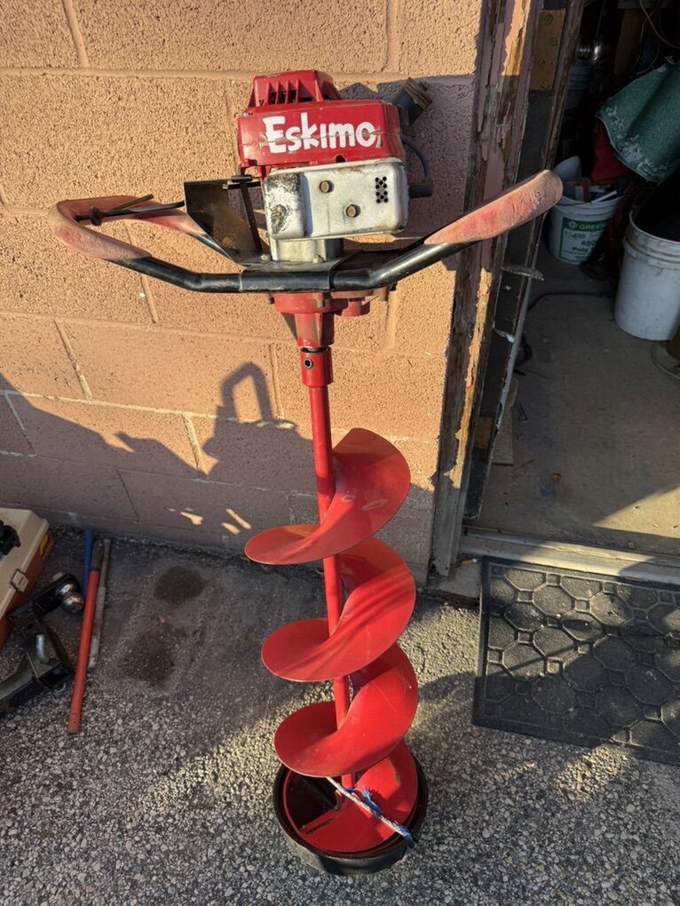 Eskimo Gas Ice Auger