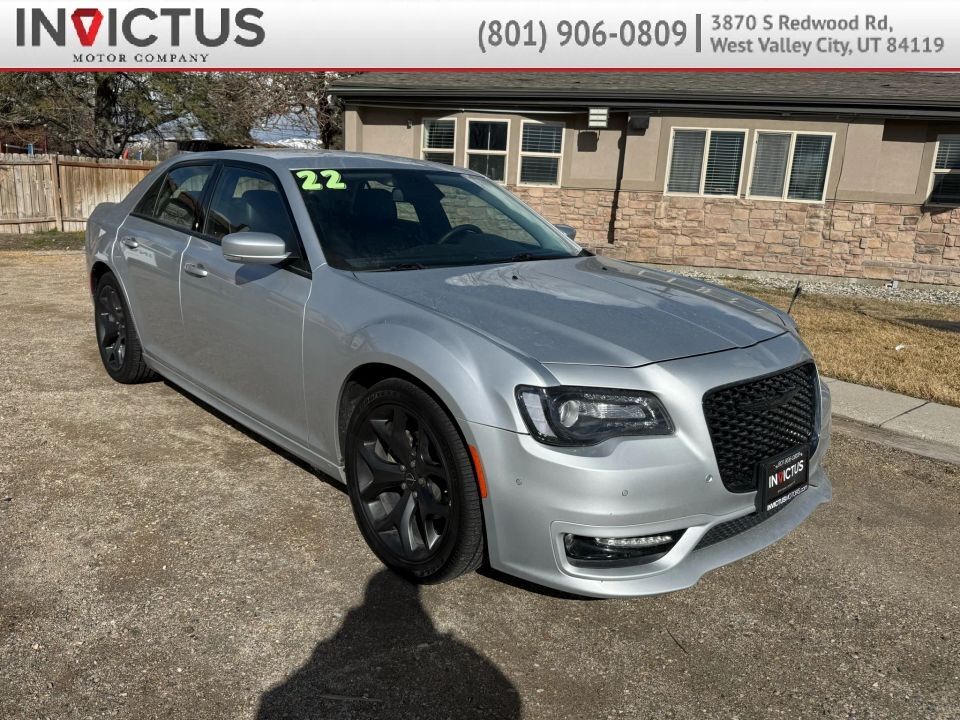 2022 Chrysler 300 300 Touring