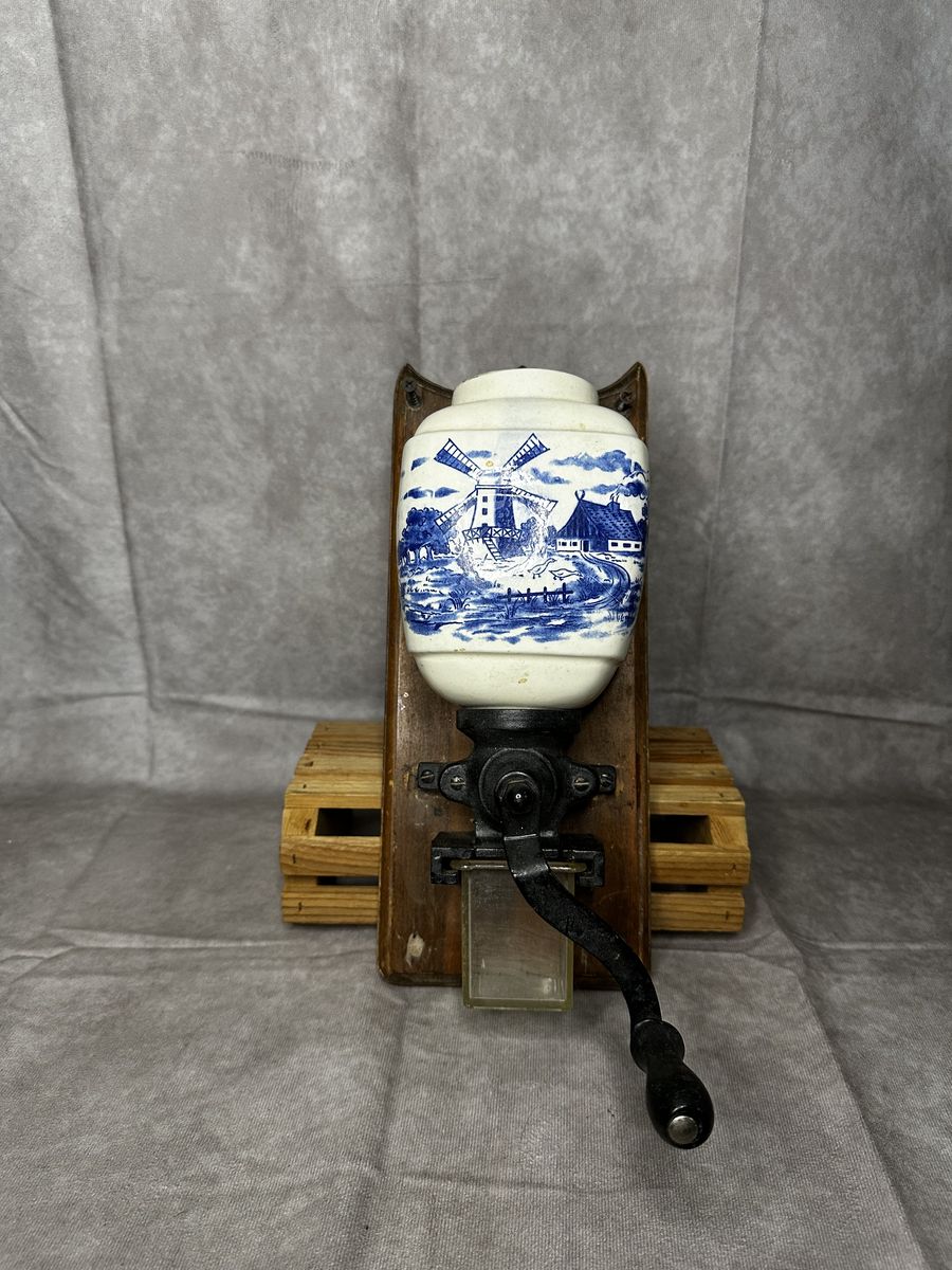 Vintage Delft Wall Coffee Grinder