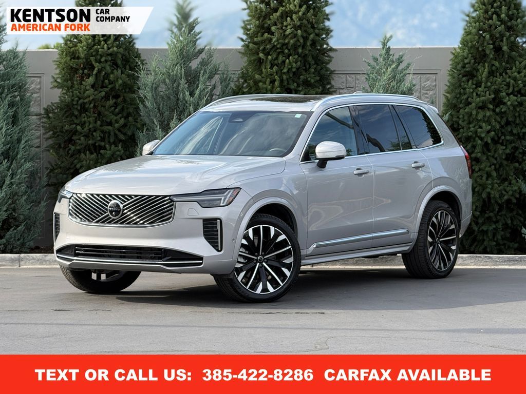 2025 Volvo XC90 B6 Plus Bright Theme 7P