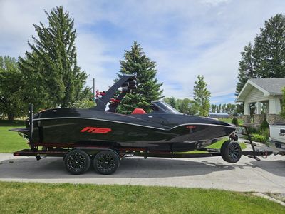 MB B52 Surf Boat Rental