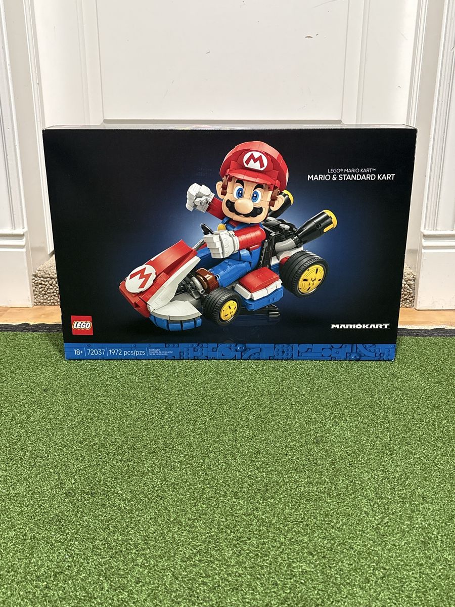 LEGO Mario Kart Mario & Standard Kart Building Set (1972 Pieces) 712037