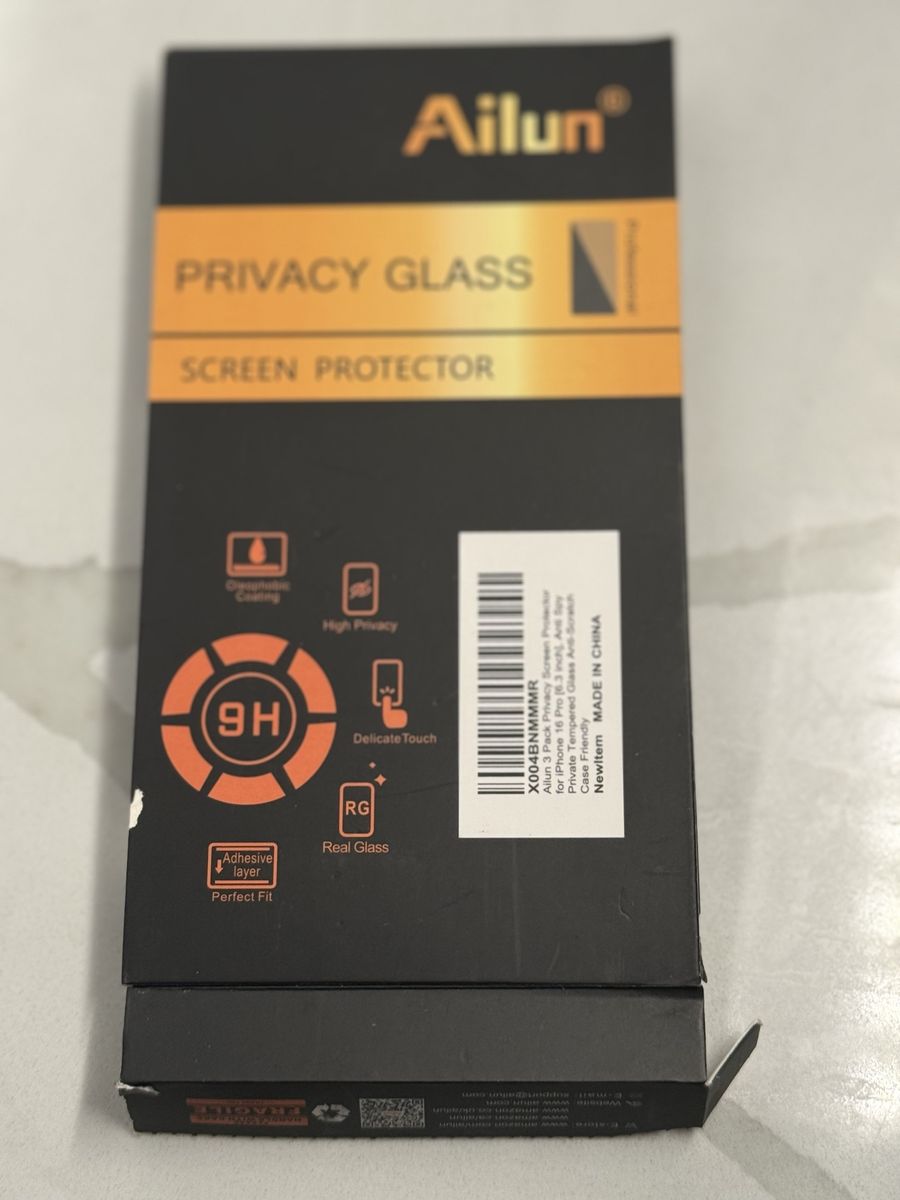 iPhone 16 Pro Privacy Protective Screens
