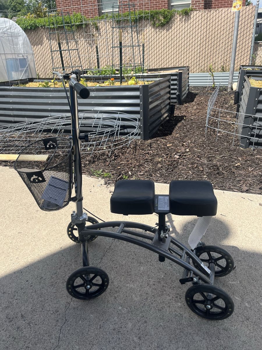 KneeRover Economy Knee Scooter Walker with Basket - Black, 4-Wheel, Foldable