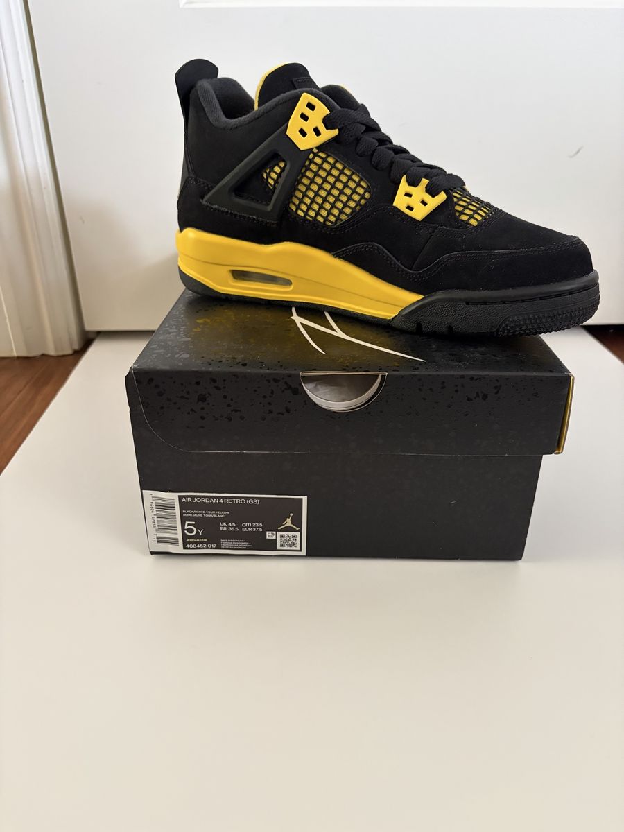 Nike Air Jordan 4 retro yellow black size 5Y