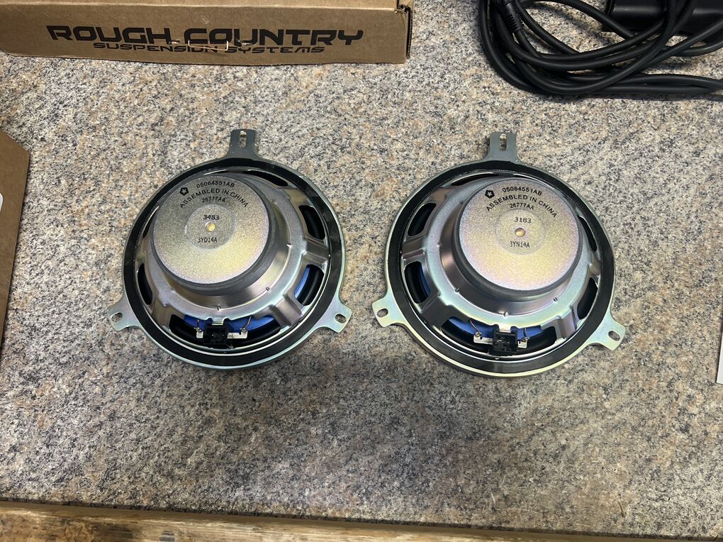 2 Pair Jeep Wrangler JK 6.5 Speakers