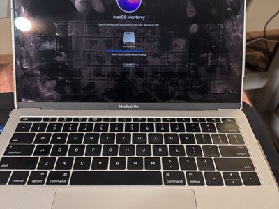 Apple MacBook Pro 13" 2016 i5 8GB 256GB SSD - Case Included