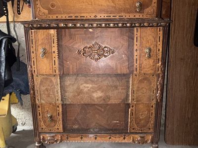Wood dresser - needs TLC