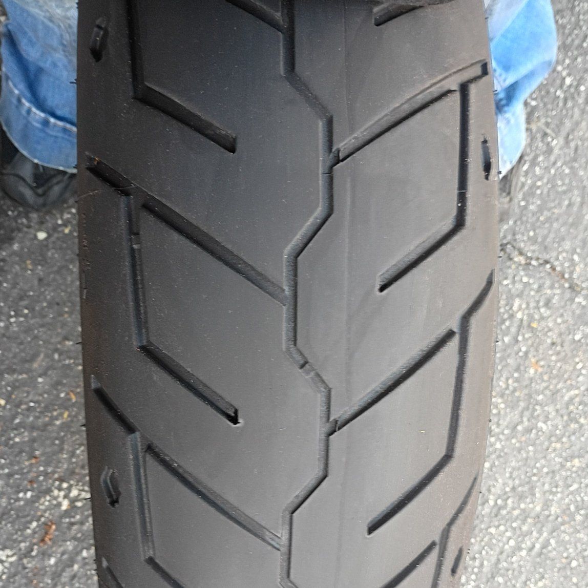 180/70B16 Rear Motorcycle Tire