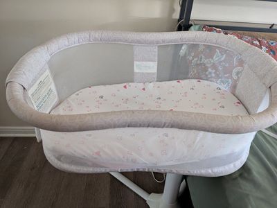 Halo Swivel Bassinet