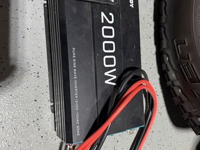 Renogy 2000w inverter w/remote switch