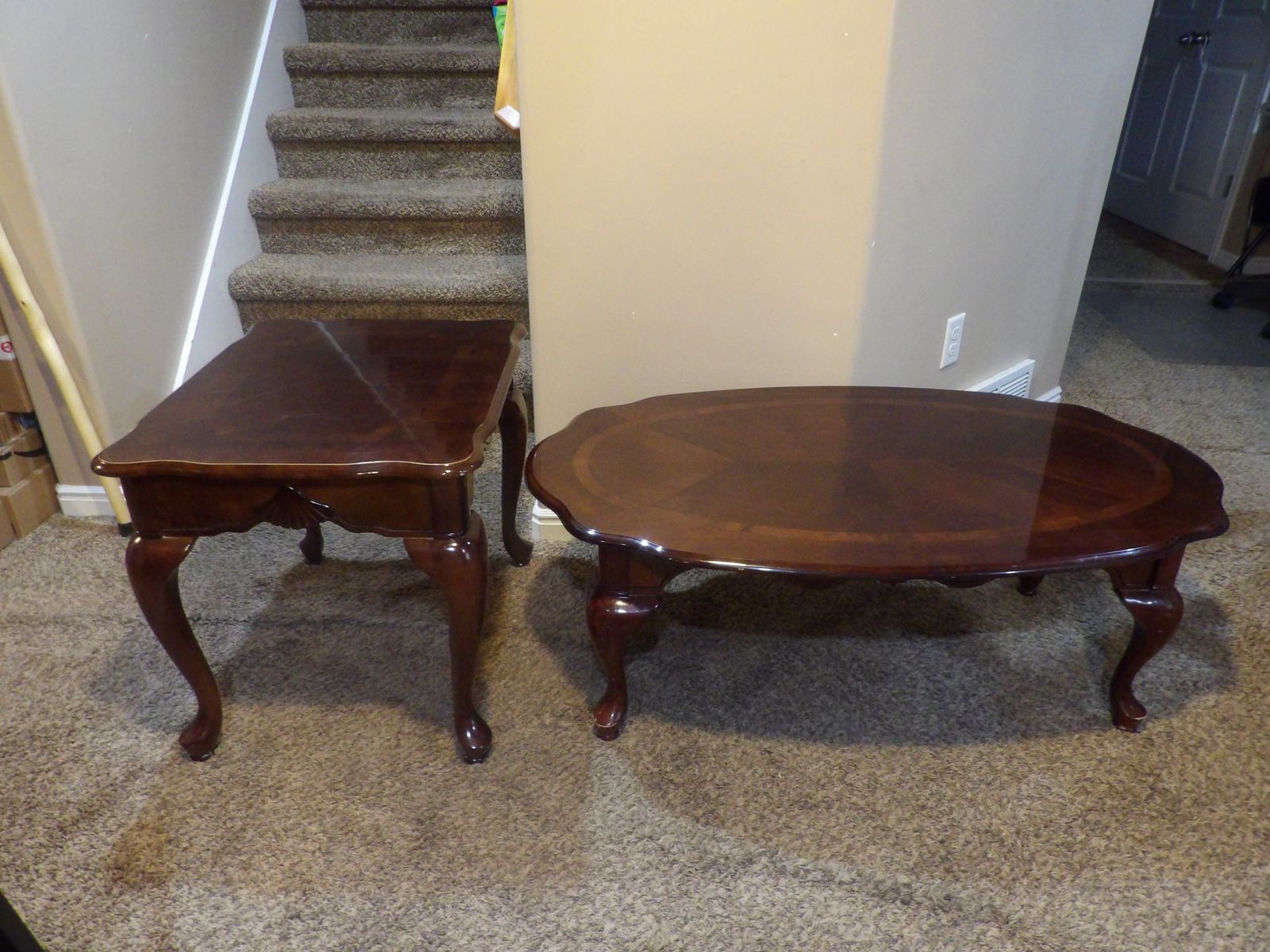 Mahogany/Cherry Oval Coffee Table & Rectangle End/Lamp Table Living Room Furniture