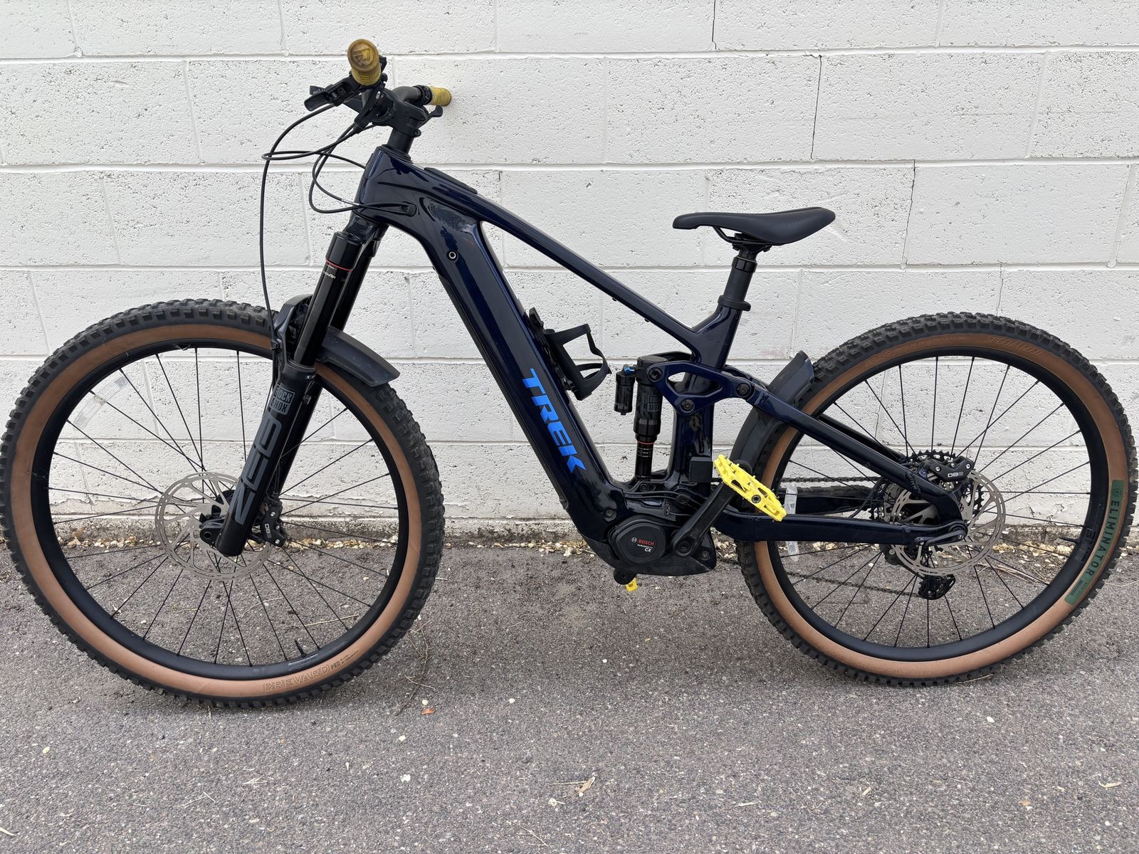 Used 2025 Trek Rail+ 9.7, Gen 5; Size: Medium