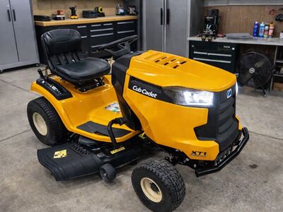 Cub Cadet XT1