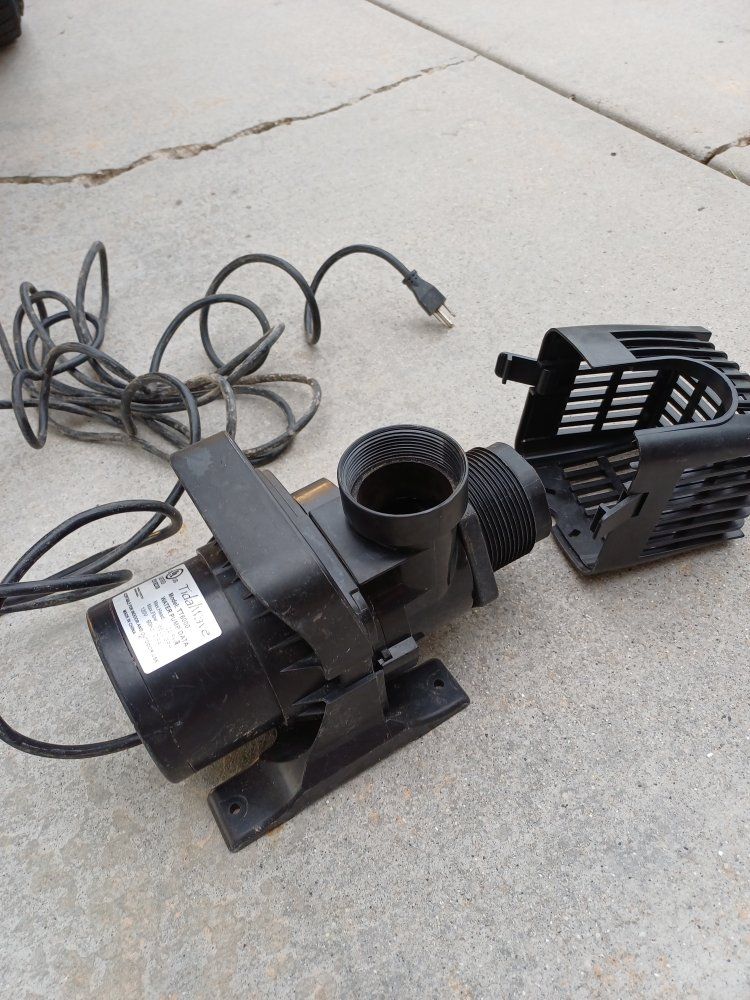 Tidal Wave TT6000 submersible pond pump 6000gph.