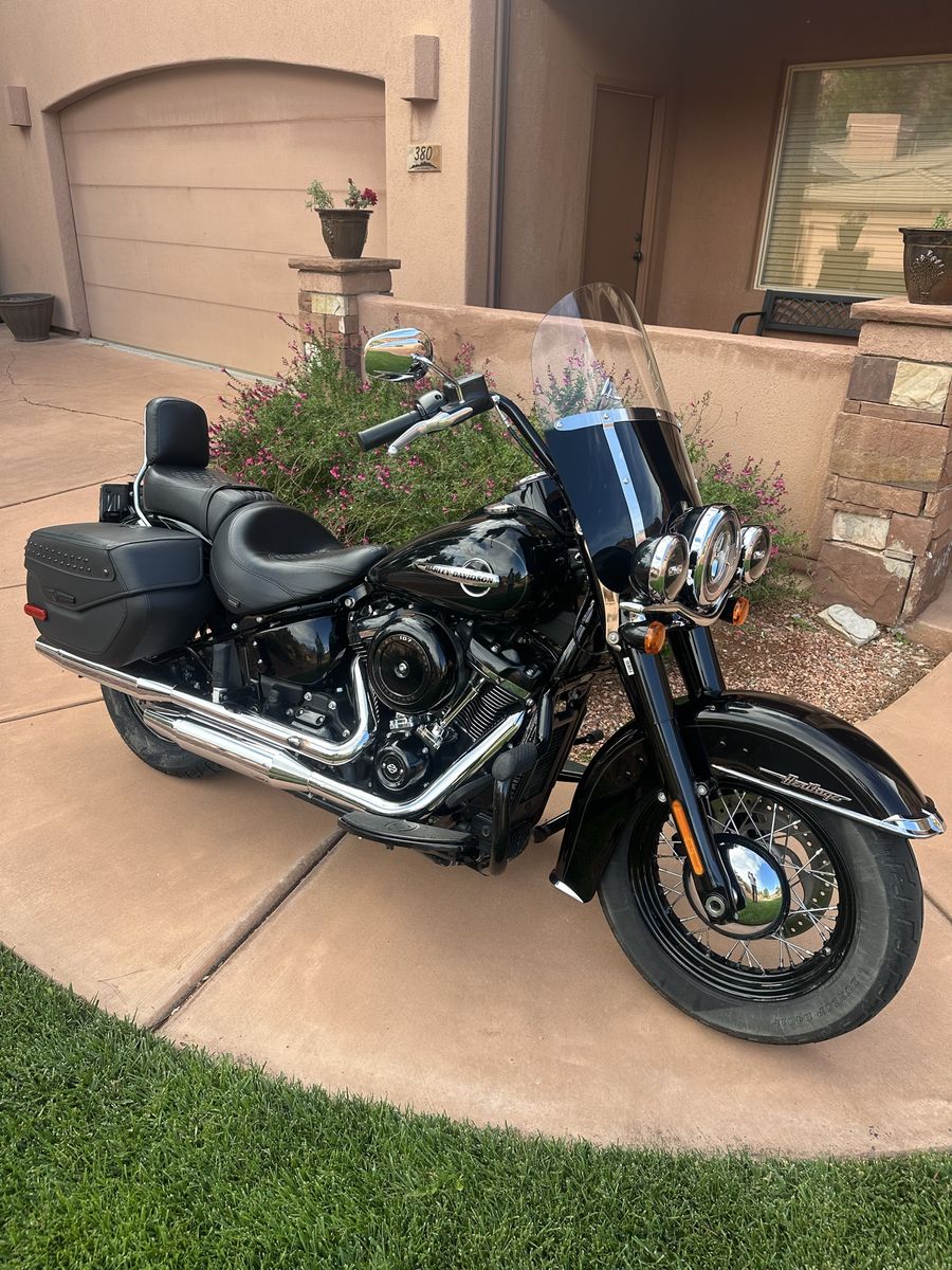 2018 Harley-Davidson Heritage Classic - 12K Miles, Serviced, New Tire & Battery, Cruise Control