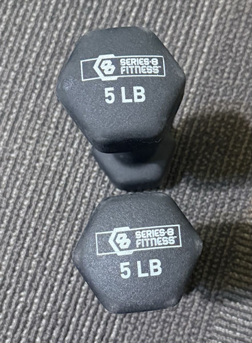 (2) 5lb Dumbbells