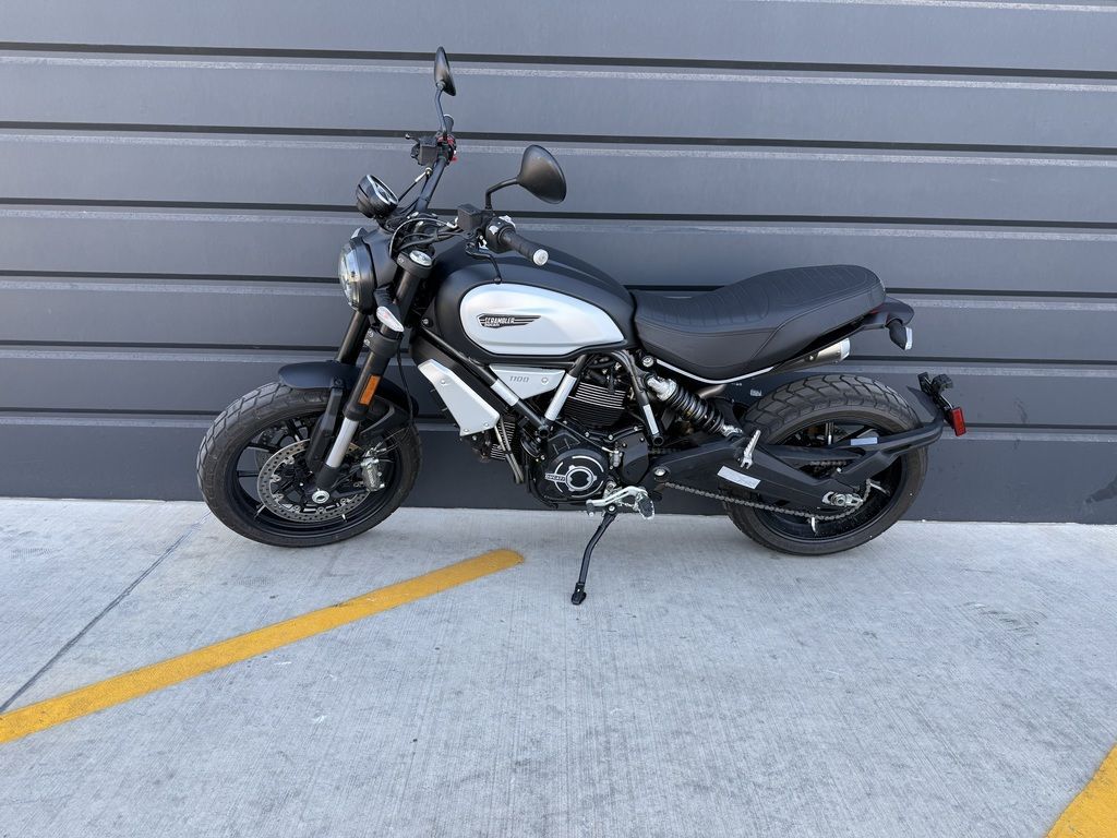 2023 Ducati Scrambler 1100 Dark PRO Dark Stealth