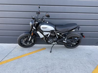 2023 Ducati Scrambler 1100 Dark PRO Dark Stealth