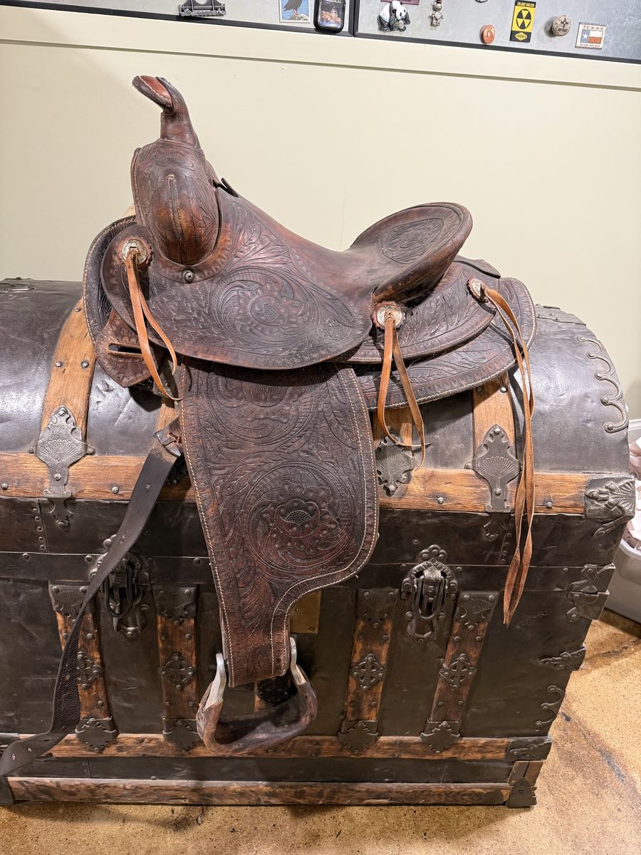Boyt Western Saddle