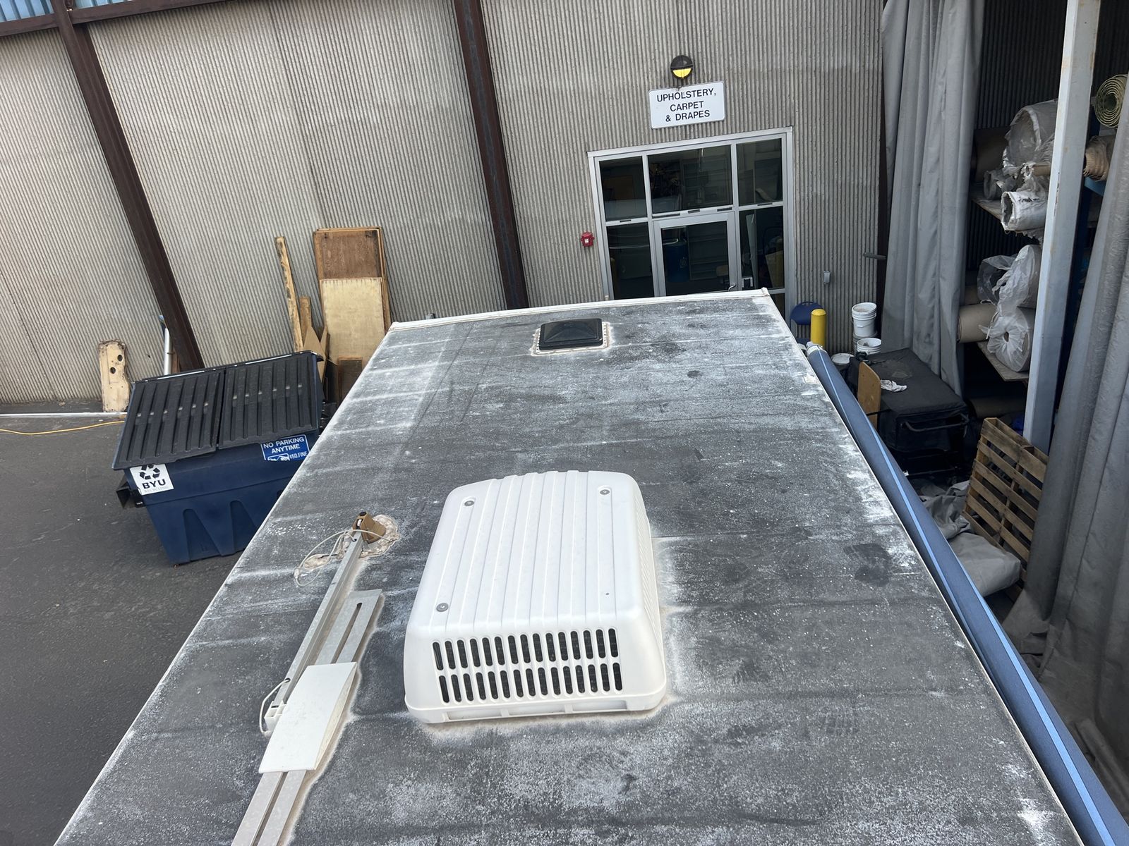 Main image 7