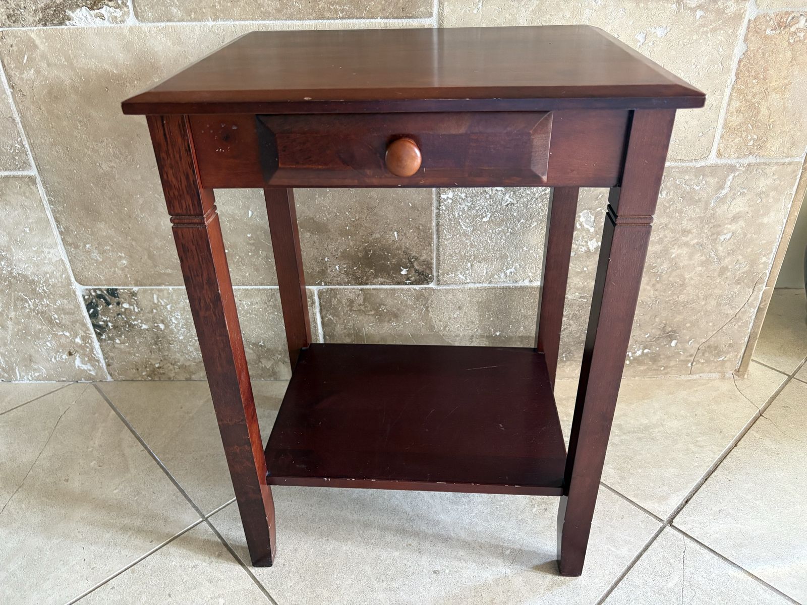 Small Mahogany End Table or Nightstand w/ Drawer
