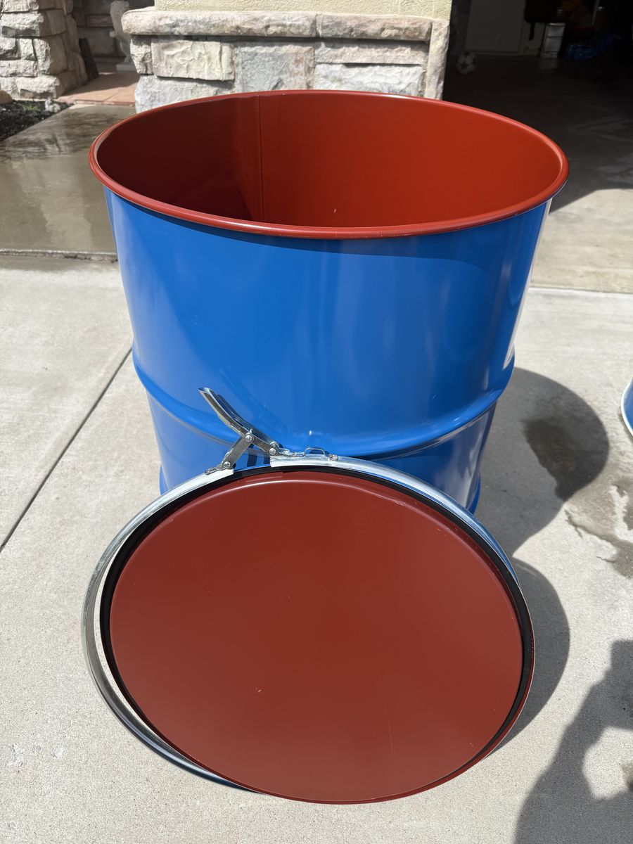 55 Gallons Metal Barrels