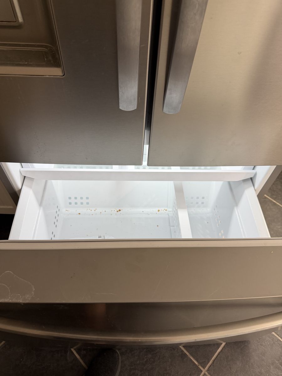 Main image 6