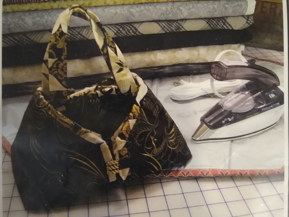 Main image 3