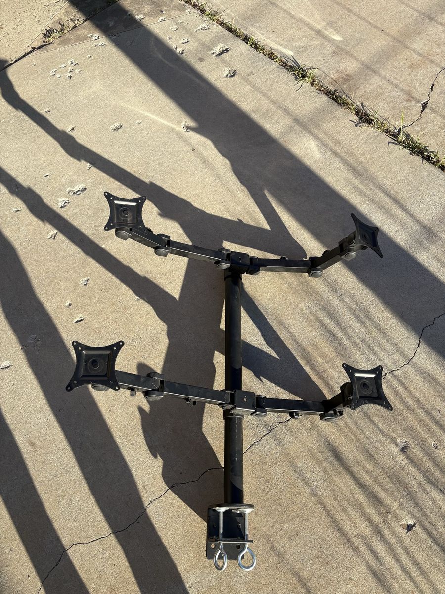 Quad monitor stand