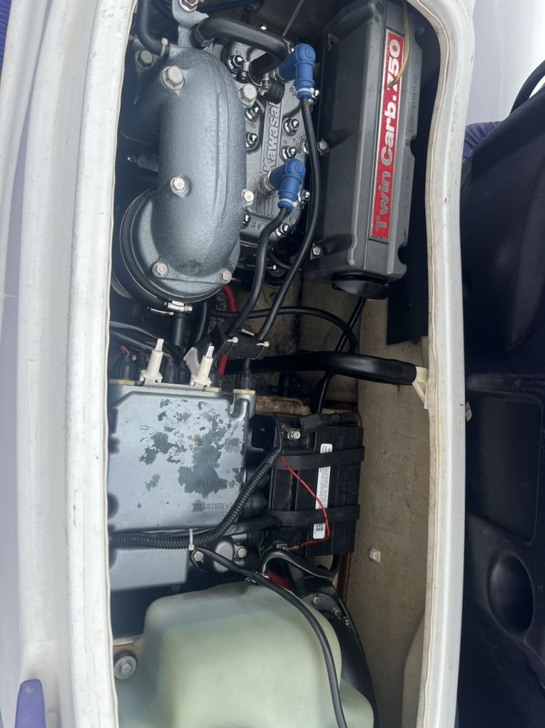Main image 6