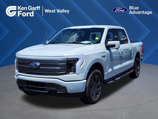 2023 Ford F-150 Lightning Lariat