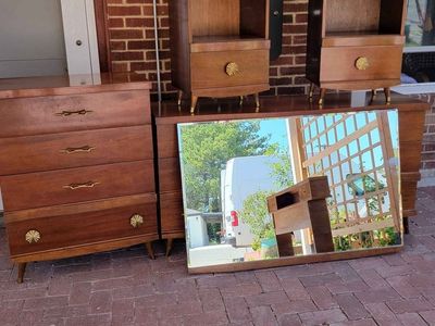 6 Piece - Vintage Mid-Century Bedroom Set