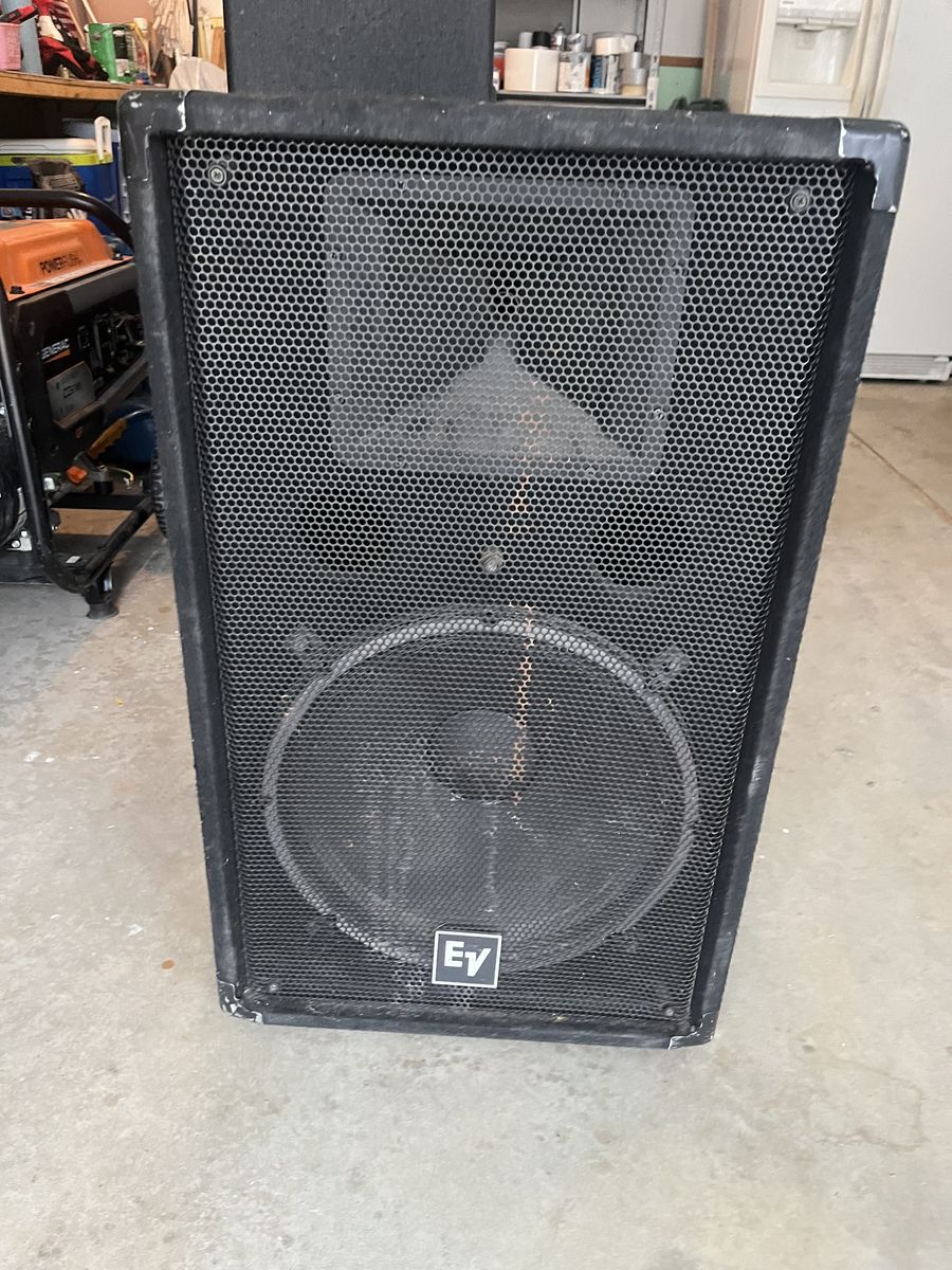 Peavey T52+ E V Stage System Speaker