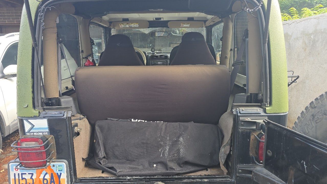 Main image 8