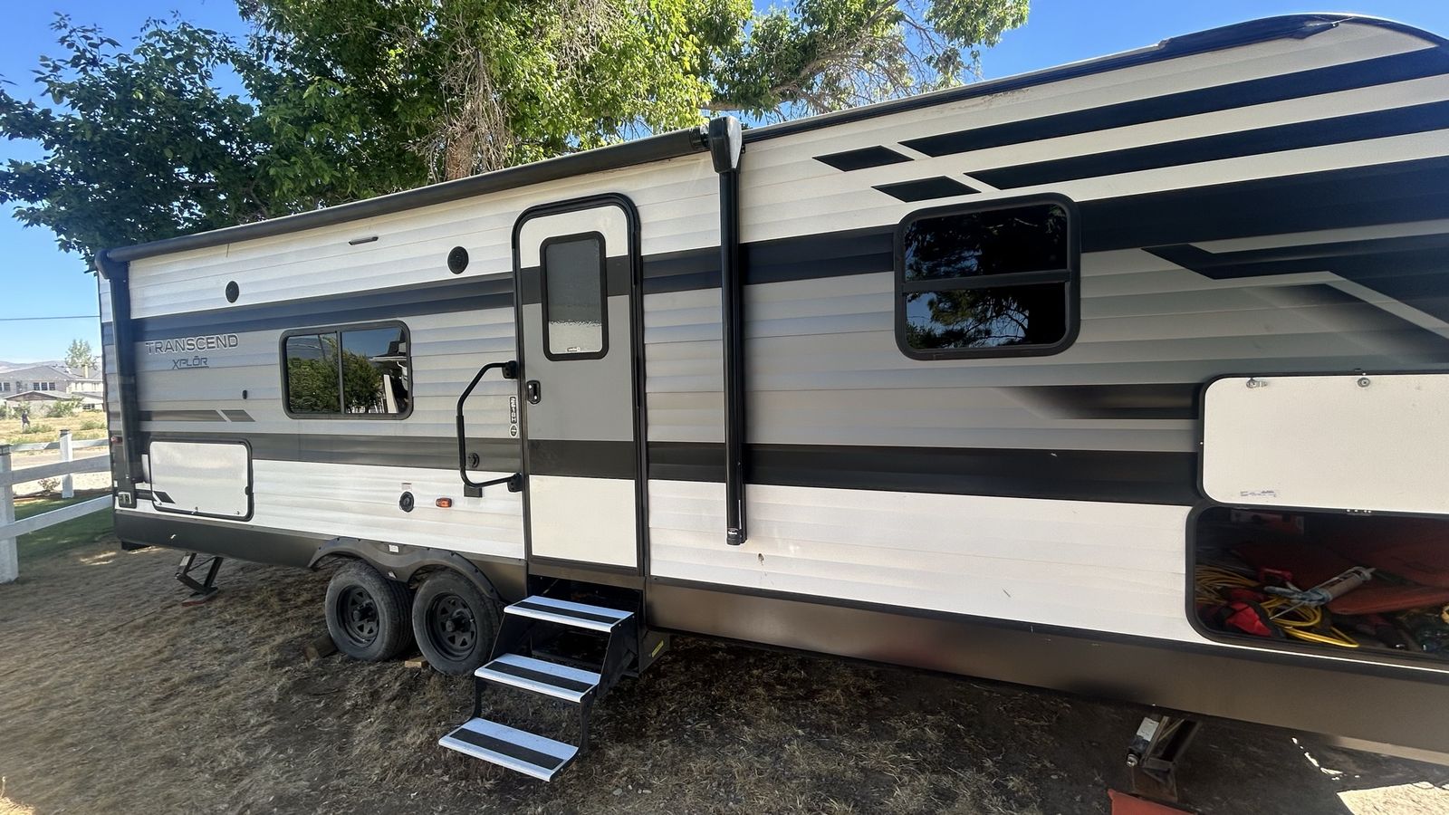 Travel trailer rental