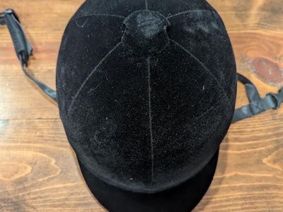 Equestrian Hat size 56
