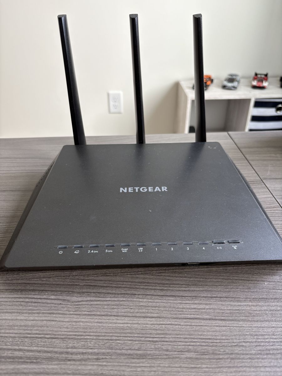 NETGEAR Nighthawk R6900 Router