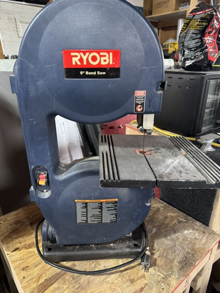 Ryobi  9 Band Saw