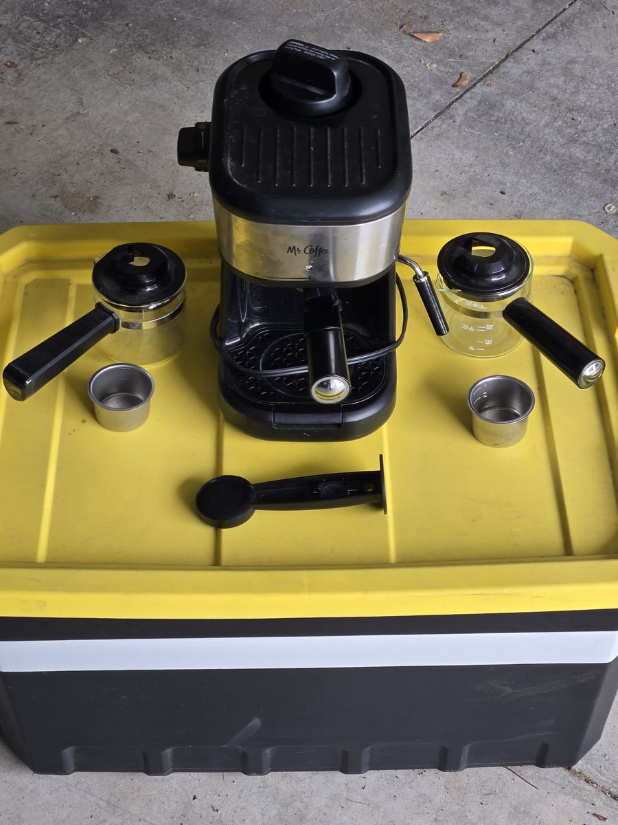 Mr. Coffee 4-Shot Steam Espresso Machine, Cappuccino Maker, and Latte Maker with 2 Glass Carafe