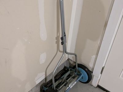 American Lawn Mower Company Push Mower