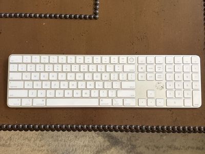 Apple magic Keyboard With Numeric Pad