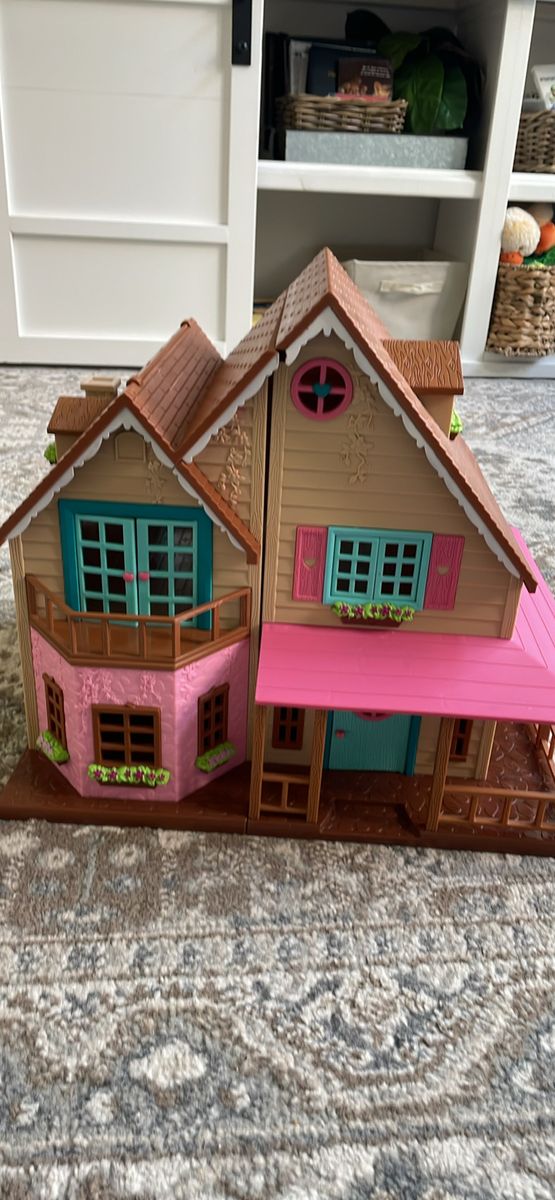 Li’l woodzeez honeysuckle hillside cottage dollhouse